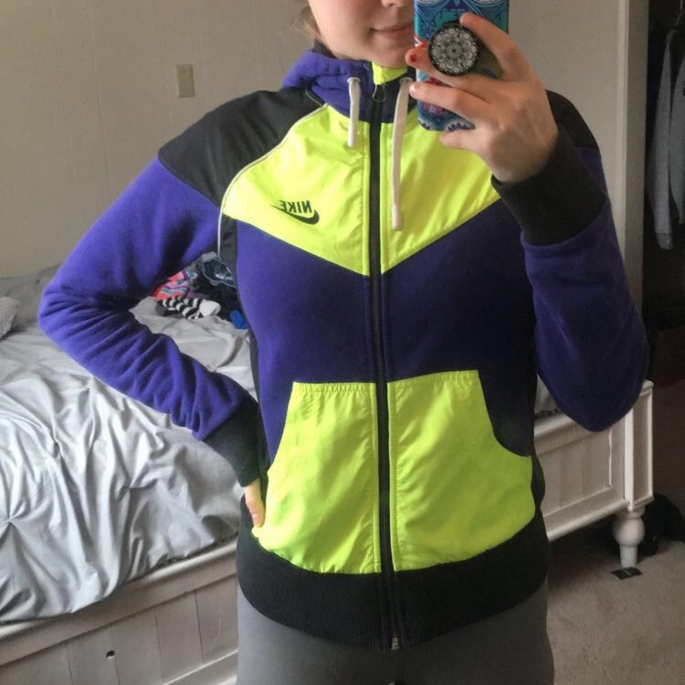 Nike sweater